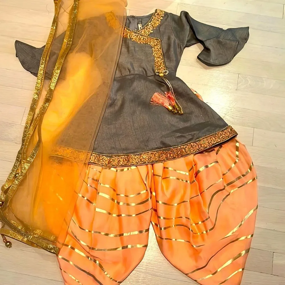 Beautiful Akshadha girls Indian designer dhoti-style 3-piece outfit, tagged size